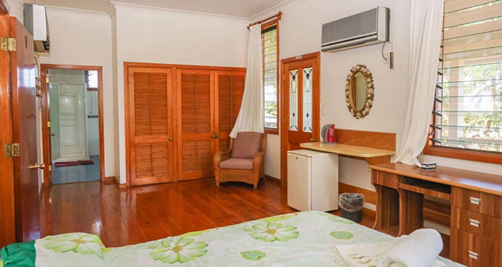 Lynn'S Getaway Hotel Apia Exterior foto
